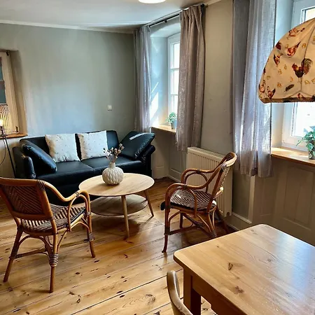 Apartment Mit Besonderem Ausblick *